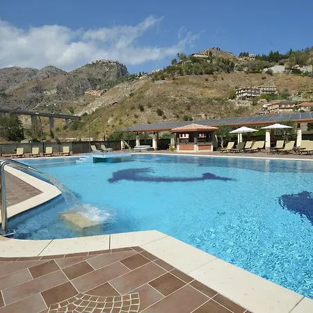 Otel Art Diamond Naxos Taormina 4*