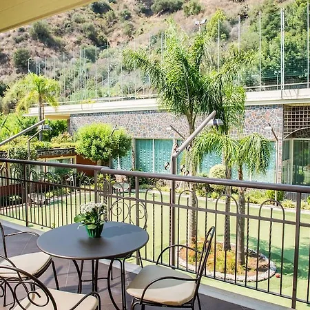 Art Diamond Naxos Taormina 4* Джардини-Наксос