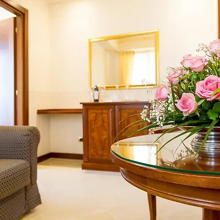 Art Diamond Naxos Taormina