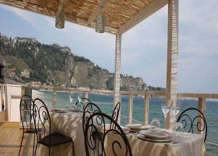 Art Diamond Naxos Taormina גיארדיני נאקסוס