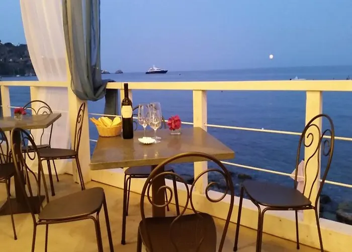 Art Diamond Naxos Taormina מלון 4*