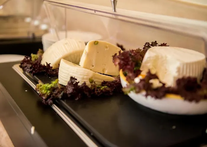 מלון Art Diamond Naxos Taormina גיארדיני נאקסוס