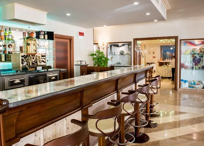 Art Diamond Naxos Taormina 4* גיארדיני נאקסוס