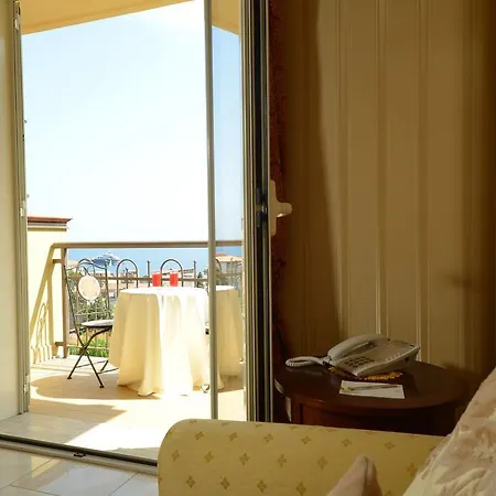Art Diamond Naxos Taormina 4*